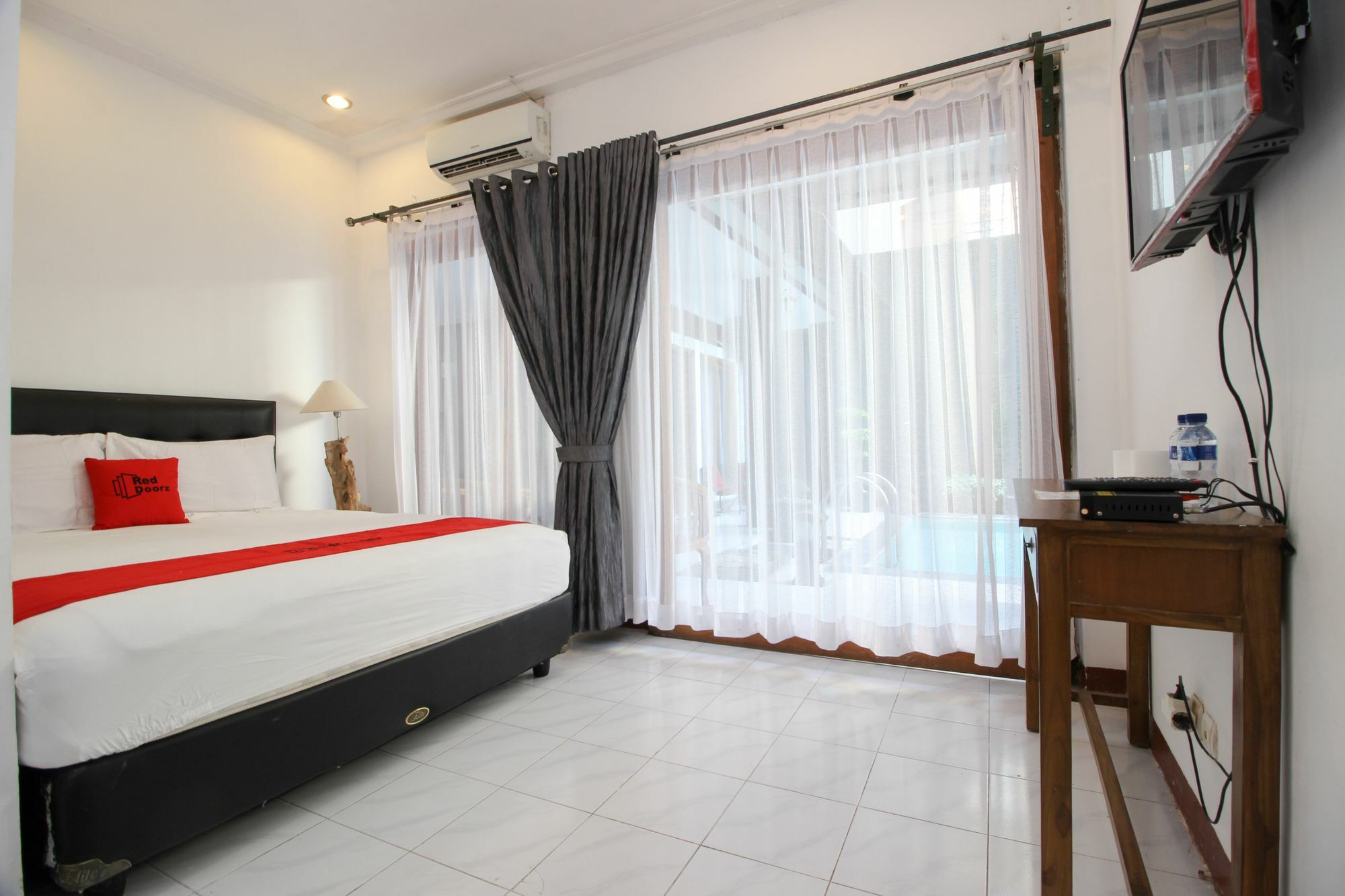 Reddoorz Plus @ Prawirotaman 3 Yogyakarta Esterno foto